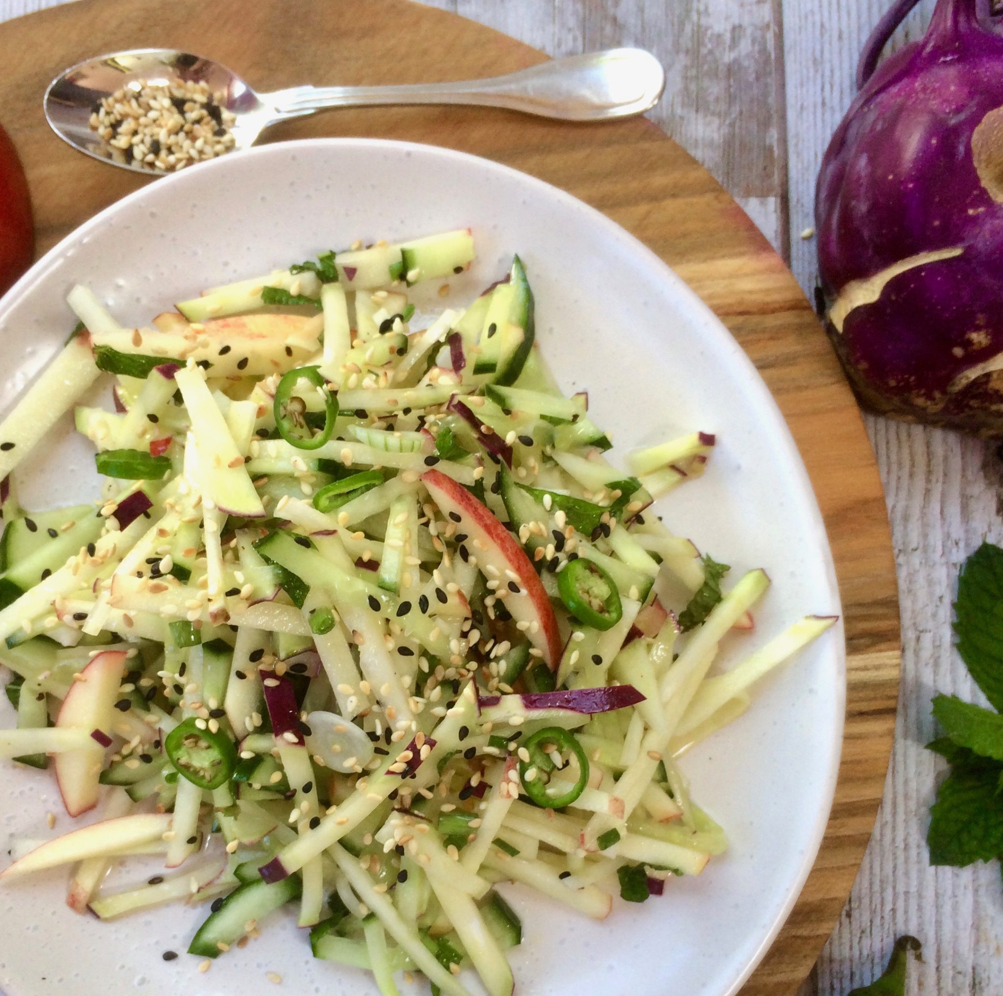 Crunchy Kohlrabi Salad